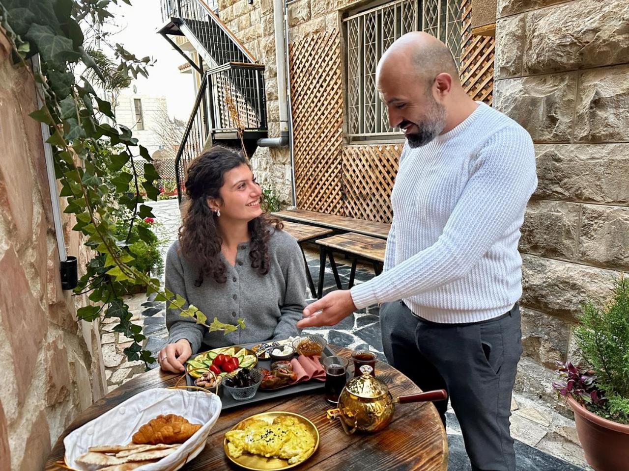 Beit Ahlan Hotel Ammán Kültér fotó